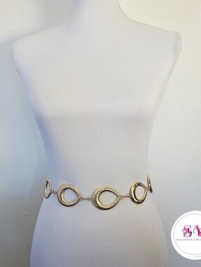 Gold Link Statement Chain Belt